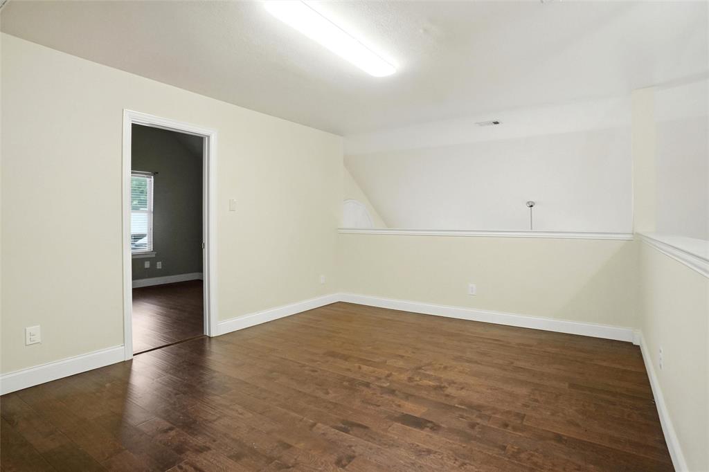 8431 Firewheel Lane Property Photo 22