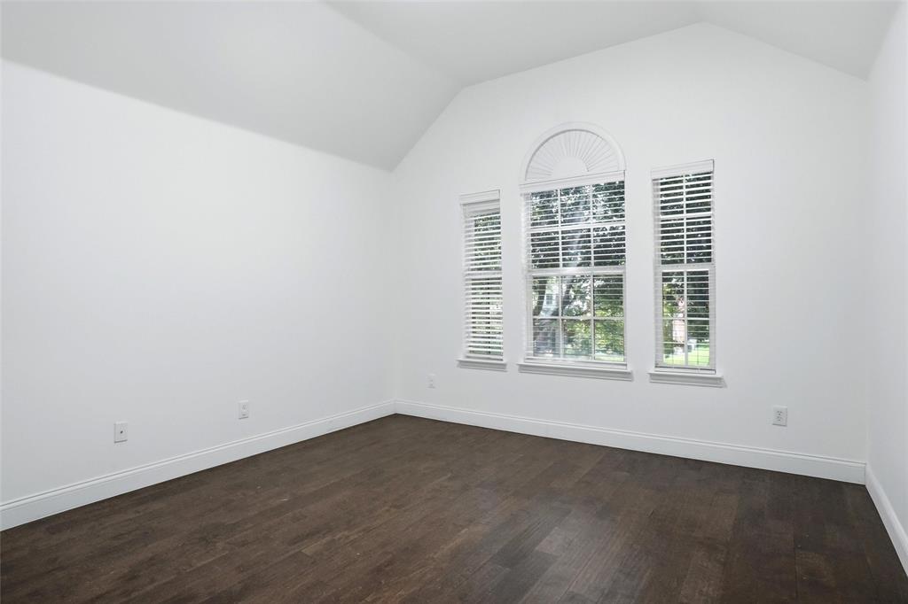 8431 Firewheel Lane Property Photo 25