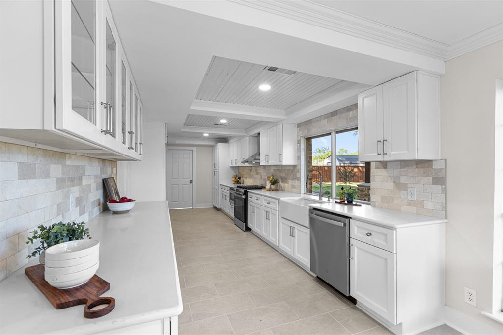 3 Haynes Circle Property Photo 4