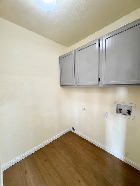 2201 Summer Place Drive Property Photo 9