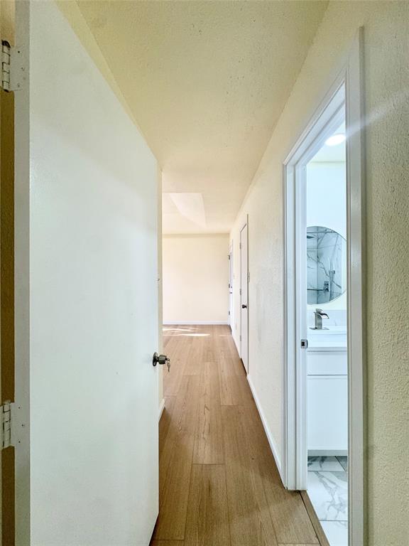 2201 Summer Place Drive Property Photo 16