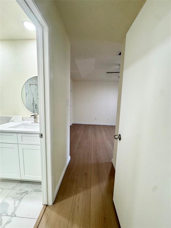 2201 Summer Place Drive Property Photo 33