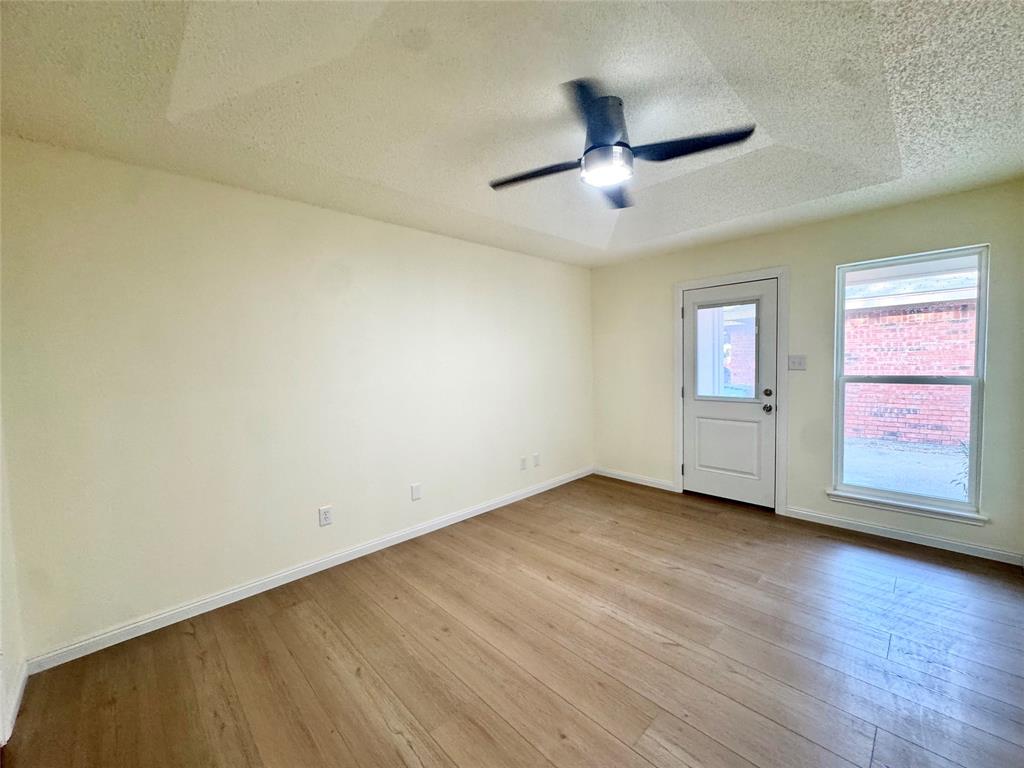 2201 Summer Place Drive Property Photo 35