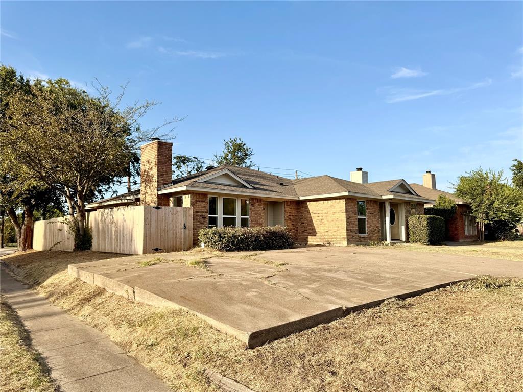 2201 Summer Place Drive Property Photo 40