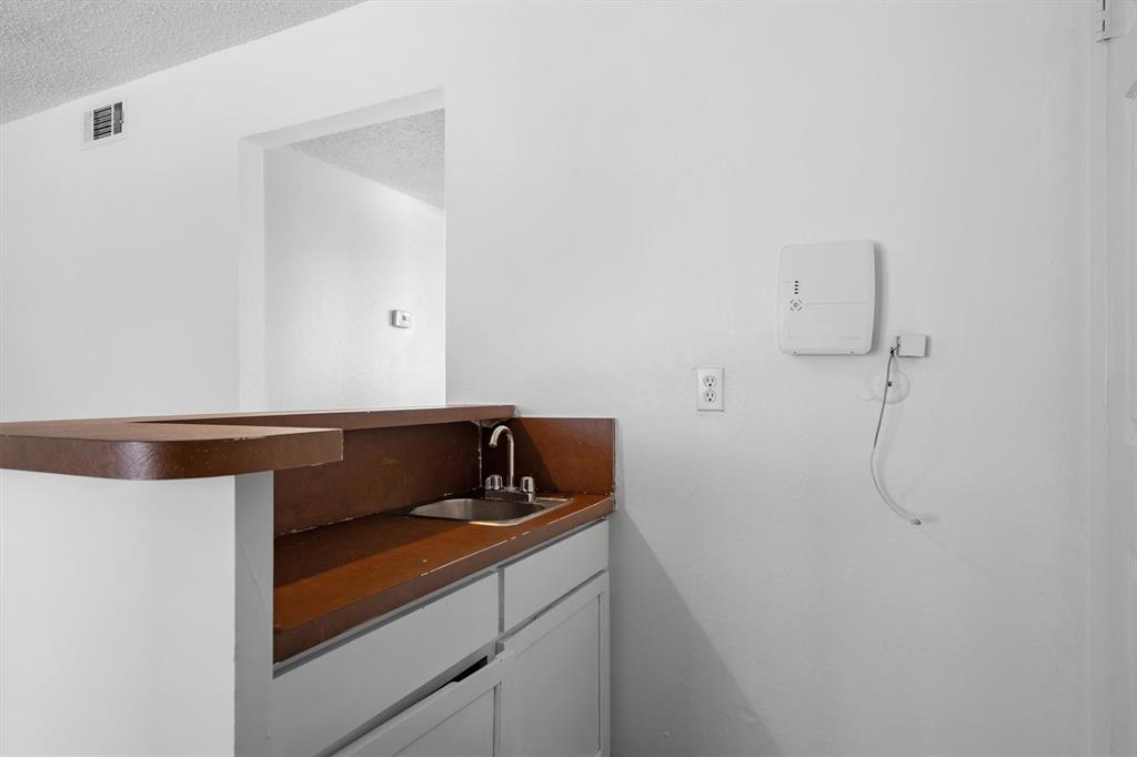 2205 Chase Court 5 Property Photo 6