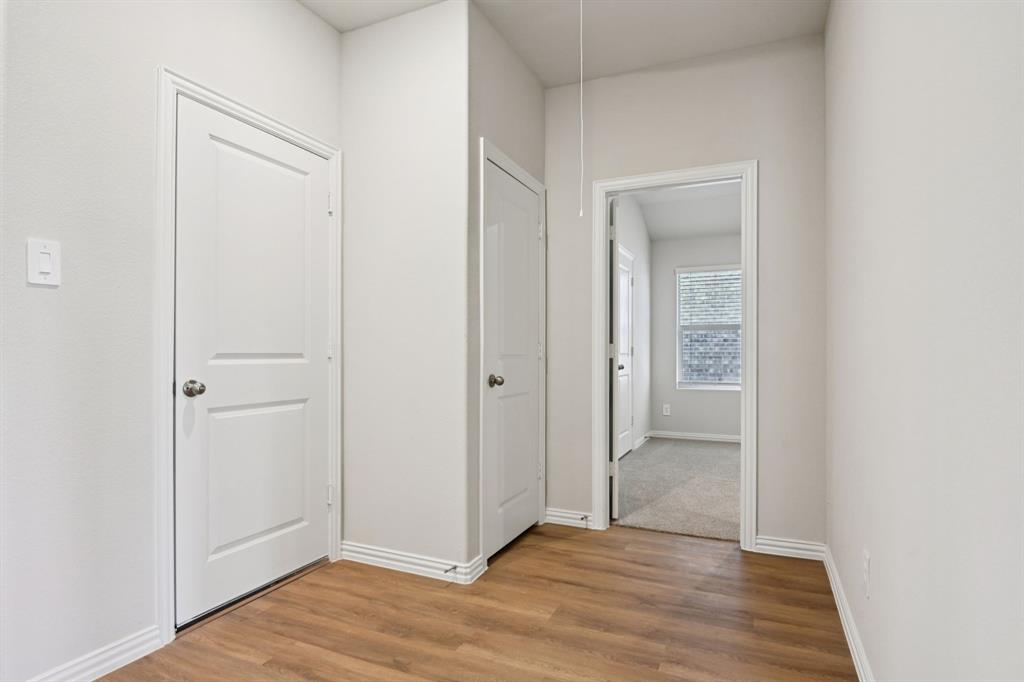 1581 Coldwater Way Property Photo 16