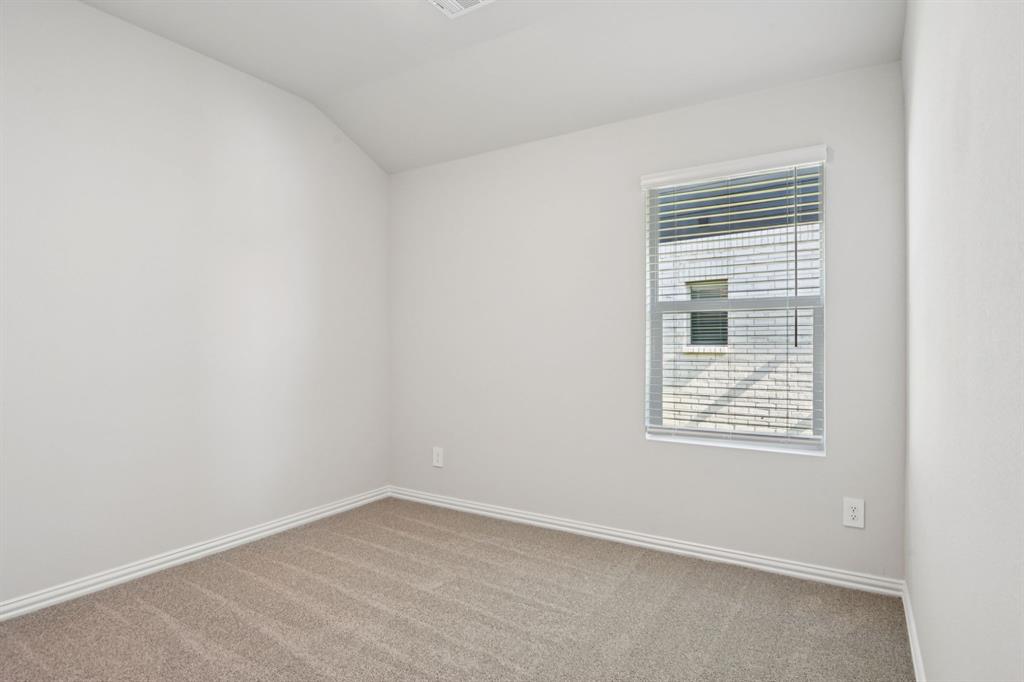 1581 Coldwater Way Property Photo 19