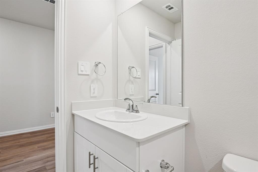 1581 Coldwater Way Property Photo 28