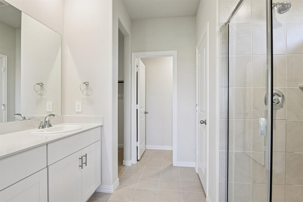 1581 Coldwater Way Property Photo 32