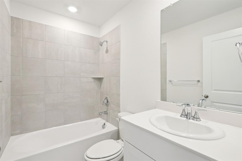 1575 Coldwater Way Property Photo 25
