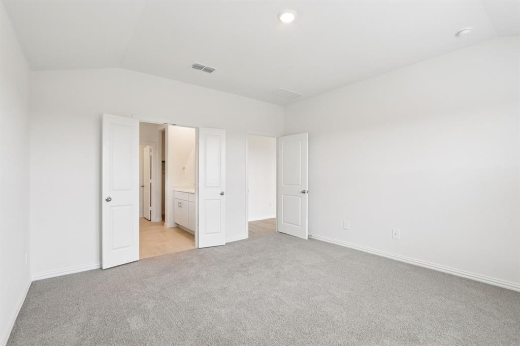 1575 Coldwater Way Property Photo 29