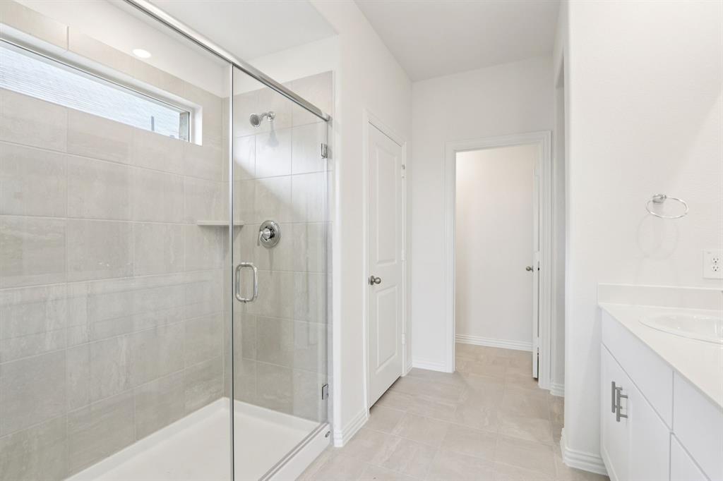 1575 Coldwater Way Property Photo 31