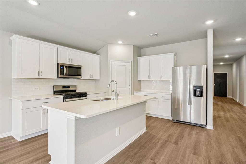 2111 Longchamp Lane Property Photo 1