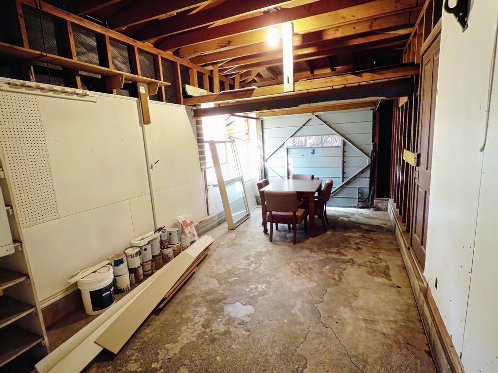2207 4th Street Property Photo 17