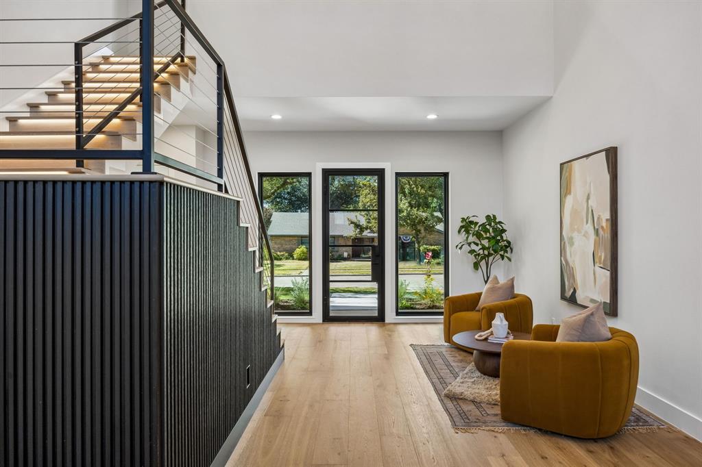 1304 Chippewa Drive Property Photo 4