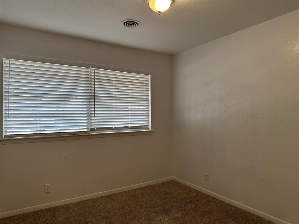 33 Somerset Terrace Property Photo 14