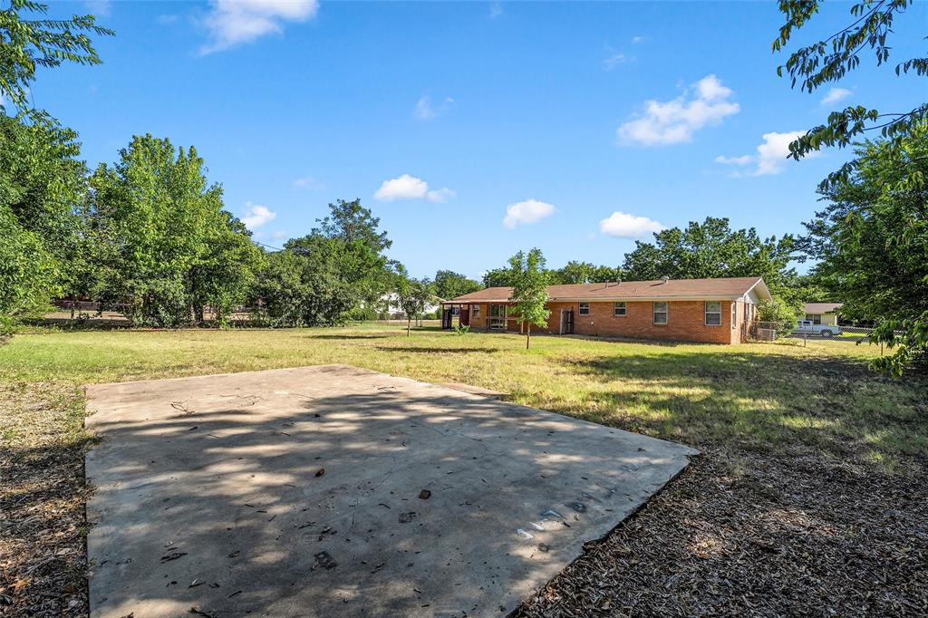316 Cranbrook Drive Property Photo 29
