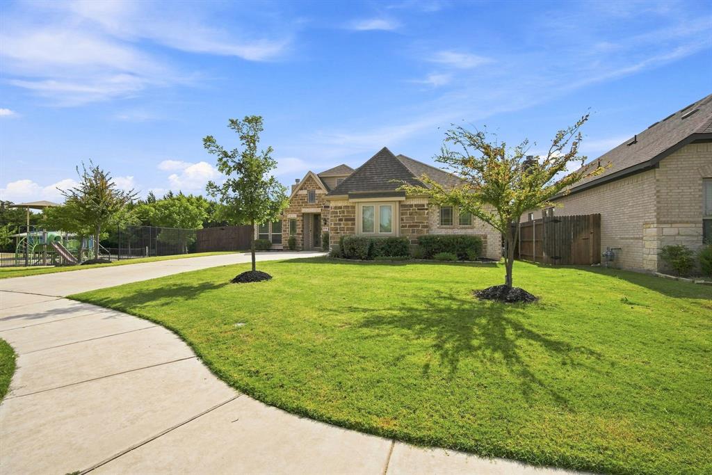 1738 Summer Lane Property Photo 4