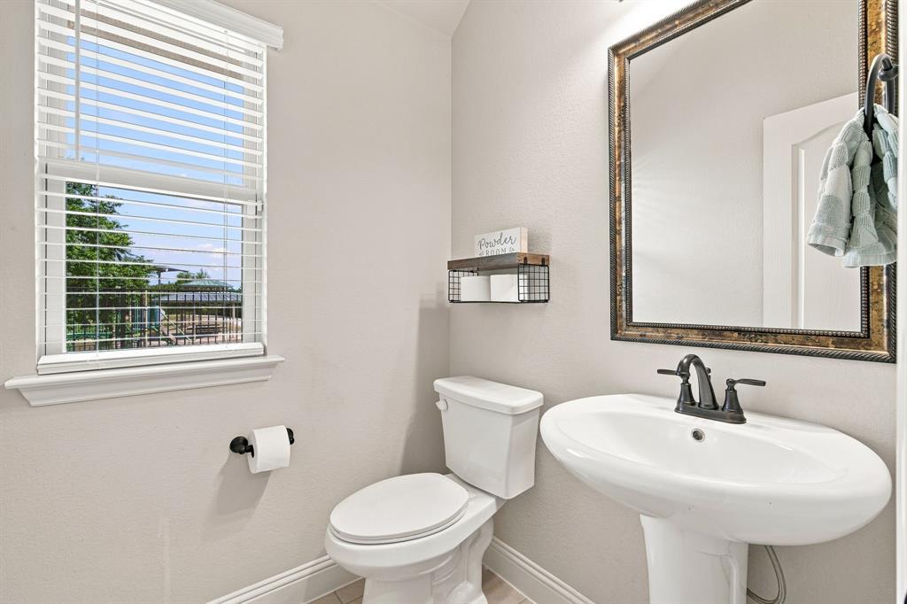 1738 Summer Lane Property Photo 25