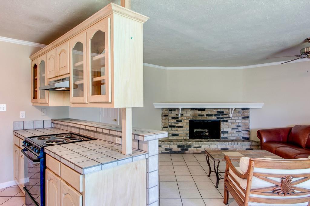 631 Valley View Drive Property Photo 8