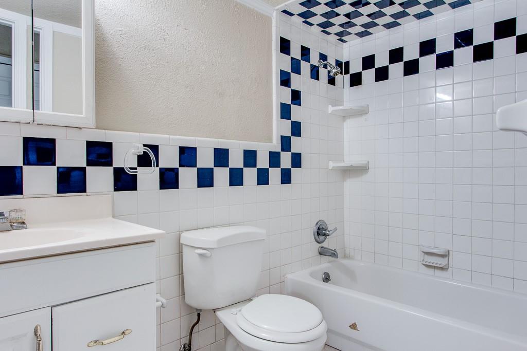631 Valley View Drive Property Photo 16
