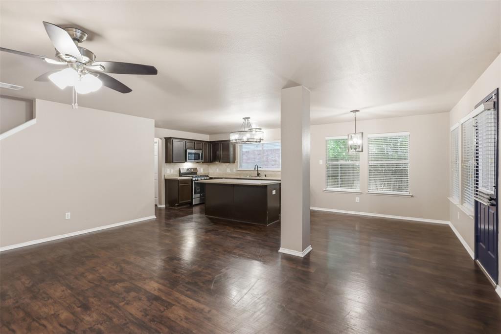 218 Mulberry Drive Property Photo 4