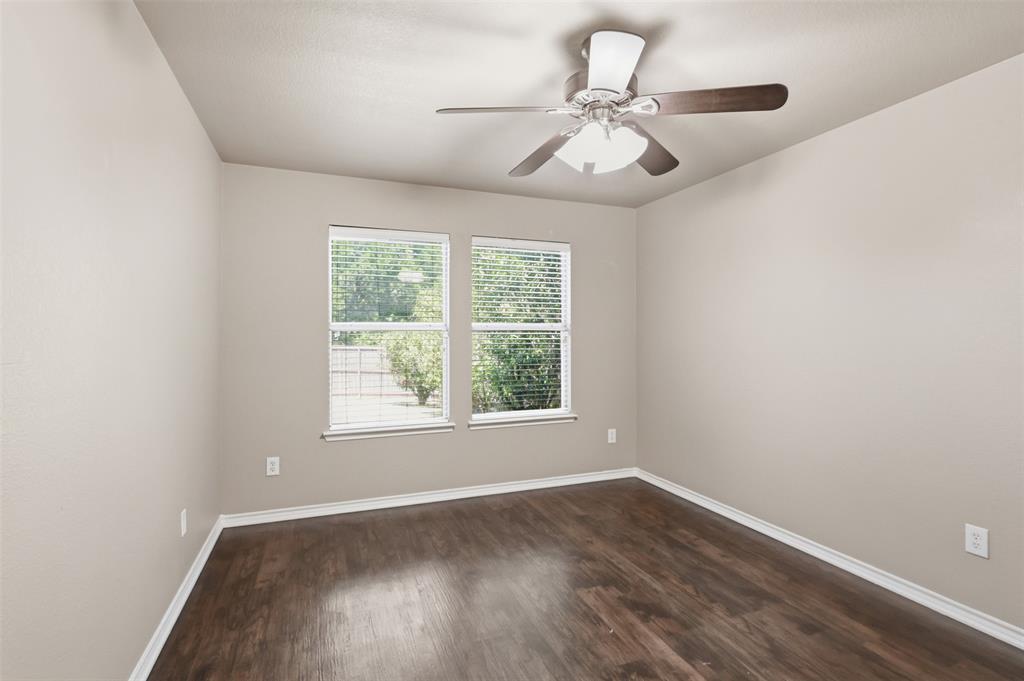 218 Mulberry Drive Property Photo 12