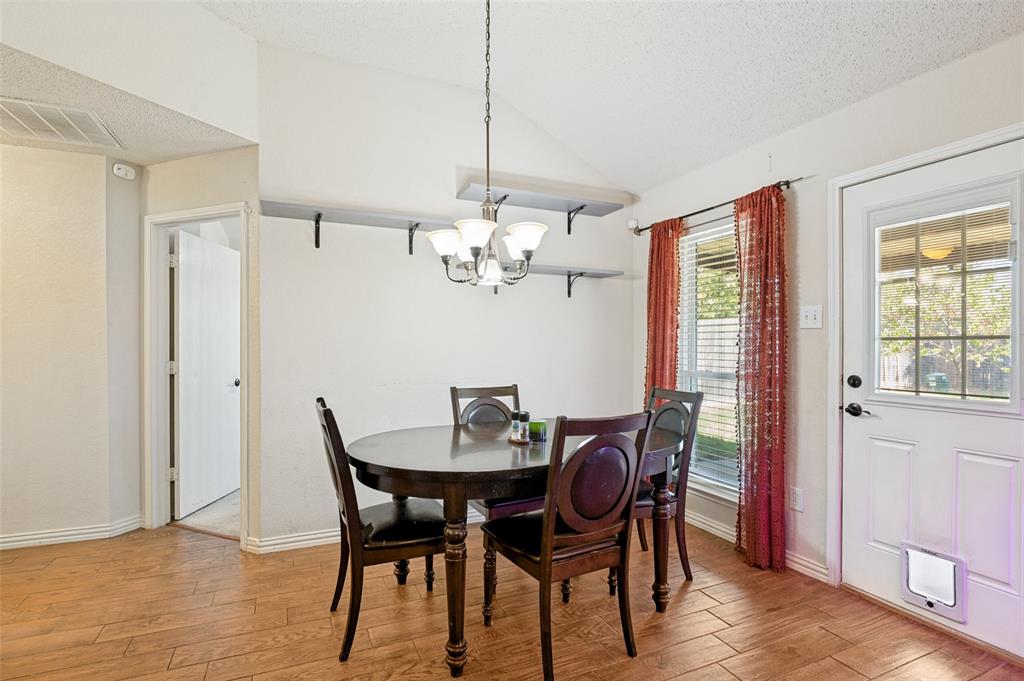 540 Cambridge Drive Property Photo 7