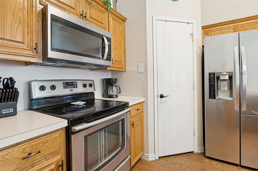 540 Cambridge Drive Property Photo 12