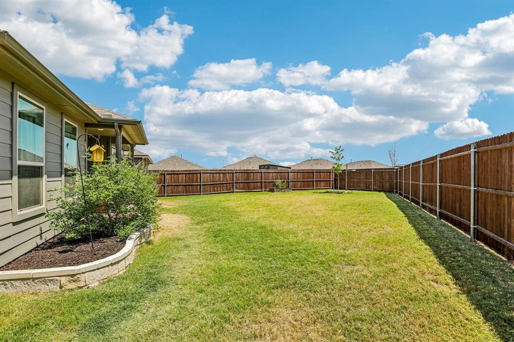 625 Prairie Clover Trail Property Photo 29