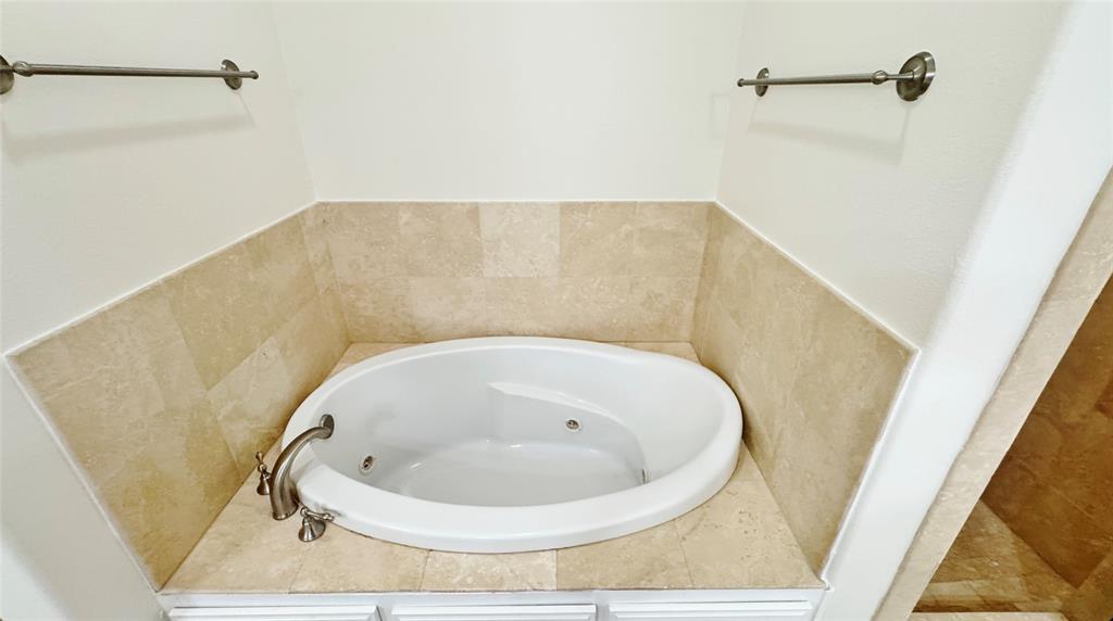 4148 Grassmere Lane 3a Property Photo 23