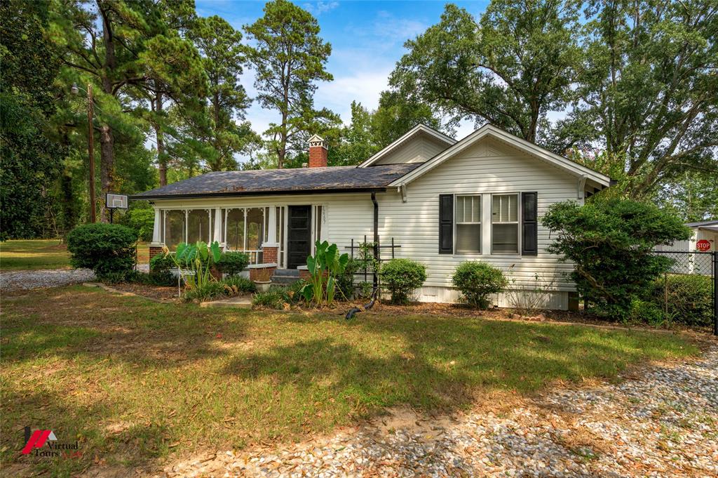 12507 Highway 159 Property Photo 1