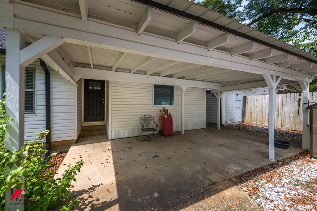 12507 Highway 159 Property Photo 5