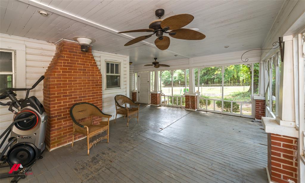 12507 Highway 159 Property Photo 8