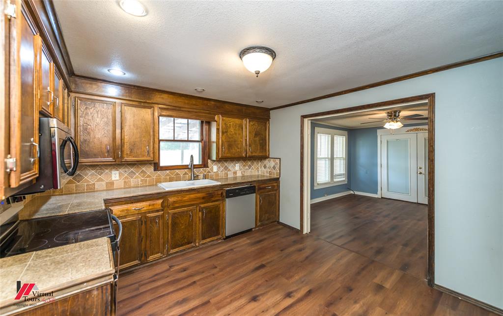 12507 Highway 159 Property Photo 37