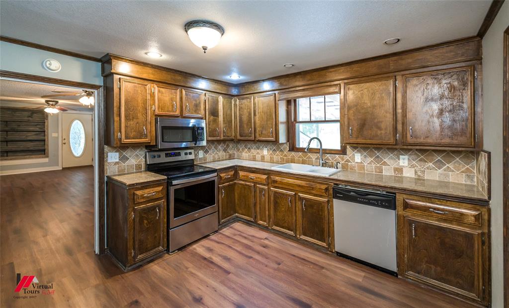 12507 Highway 159 Property Photo 38