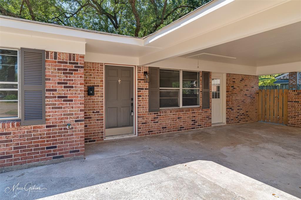 505 Meadowbrook Lane Property Photo 4