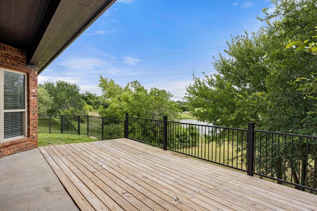 2935 Meandering Way Property Photo 29