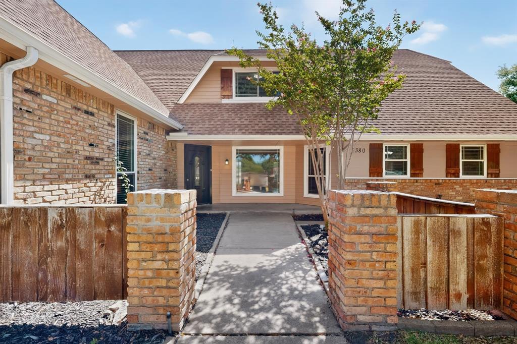 1380 Green Hills Court Property Photo 3