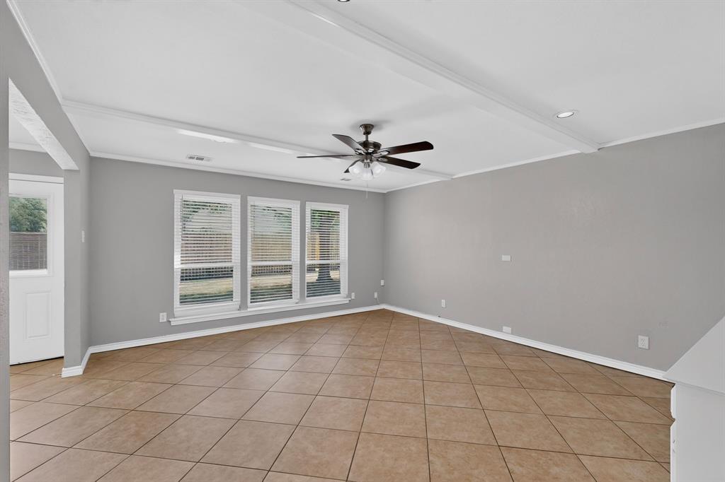 1380 Green Hills Court Property Photo 10