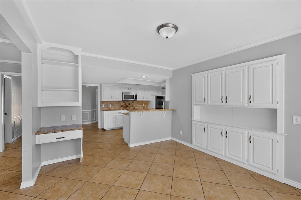 1380 Green Hills Court Property Photo 12