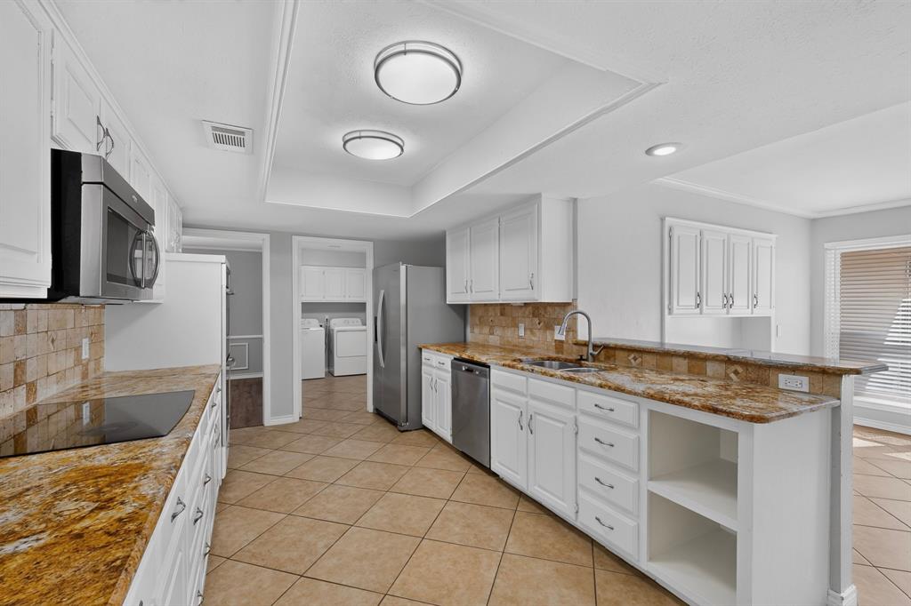 1380 Green Hills Court Property Photo 15
