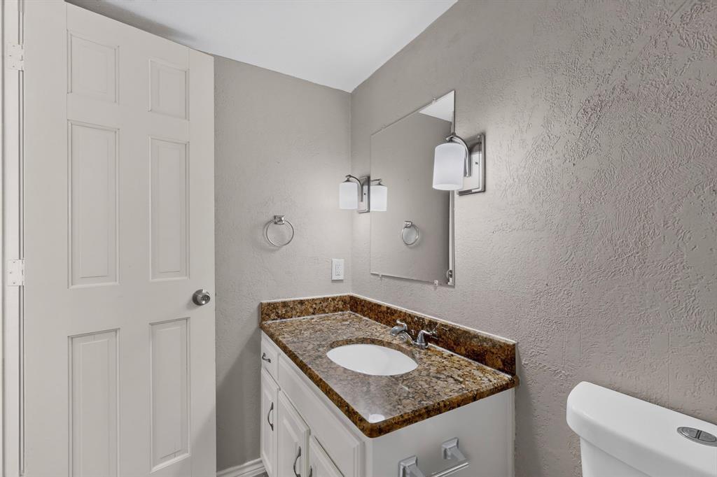 1380 Green Hills Court Property Photo 20