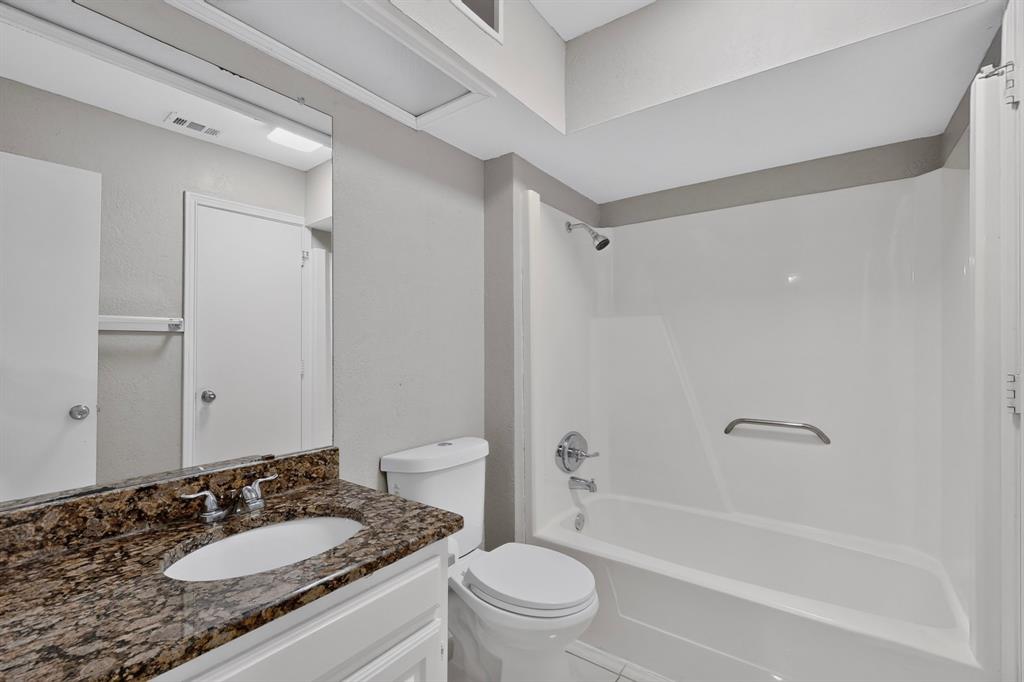 1380 Green Hills Court Property Photo 28