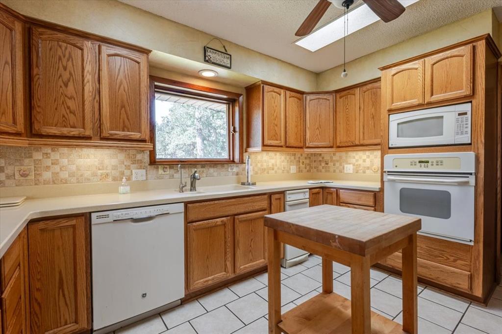 2136 Hayes Road Property Photo 14