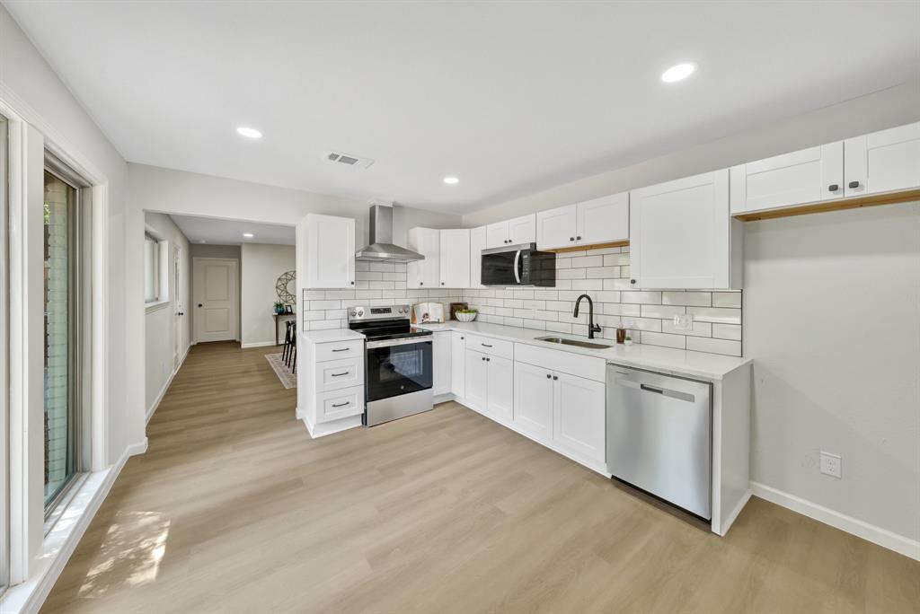 1218 Thomas Street Property Photo 6