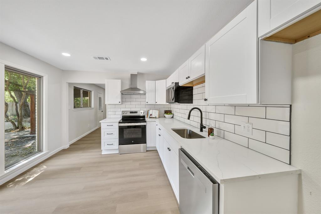 1218 Thomas Street Property Photo 7