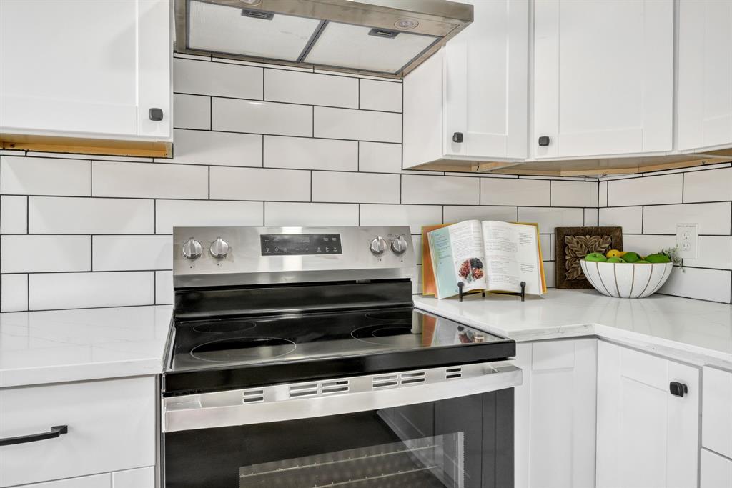 1218 Thomas Street Property Photo 10