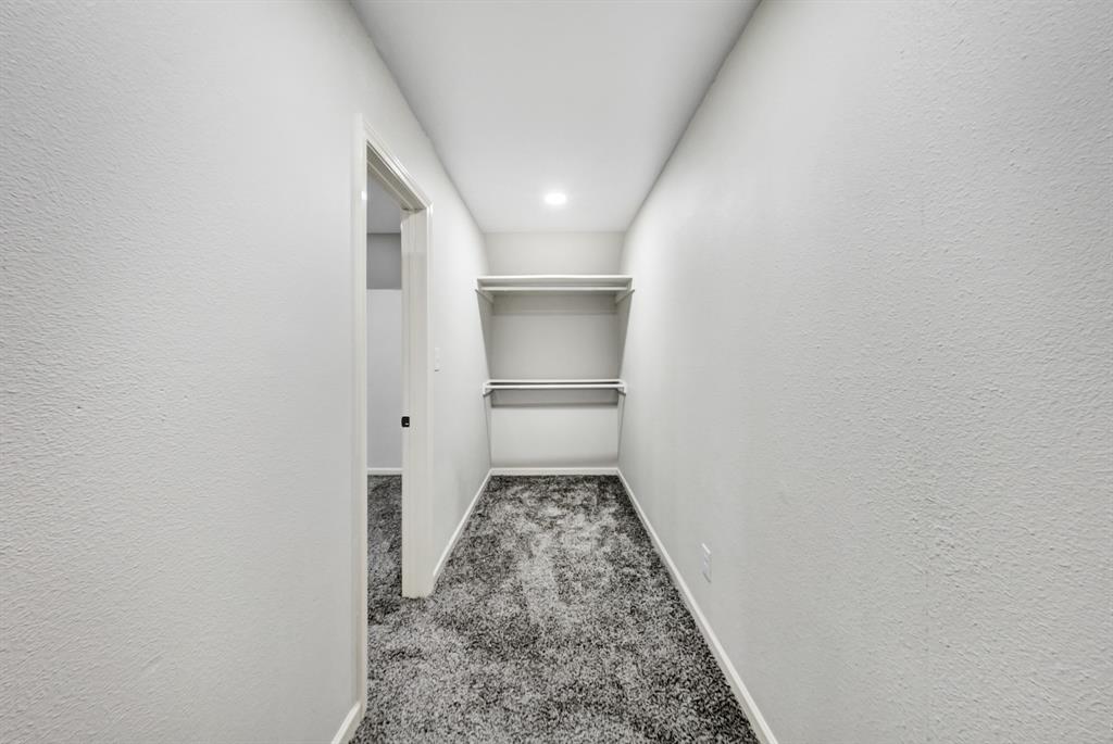 1218 Thomas Street Property Photo 18