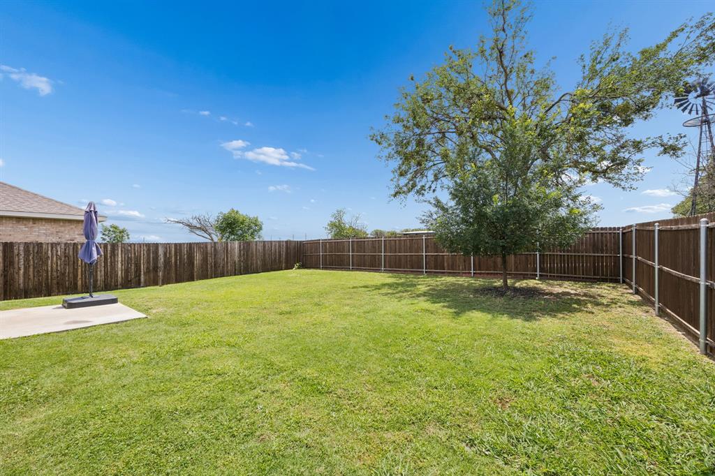 1601 Shadow Hawk Property Photo 4